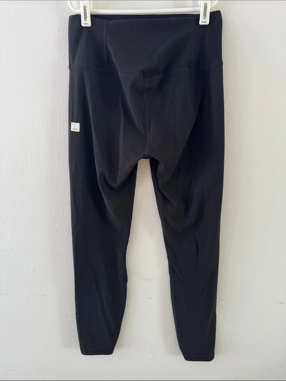 Vuori All The Feels high-rise black leggings Sz M - Picture 4 of 4